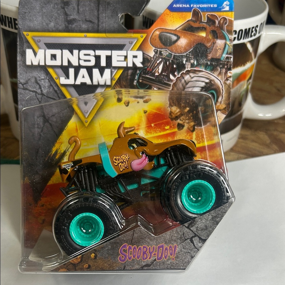 Monster Jam Scooby-Doo Monster Truck Toy